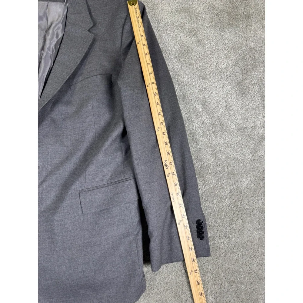 UNTUCKit grey wool